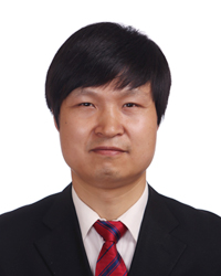 贺龙虎.jpg